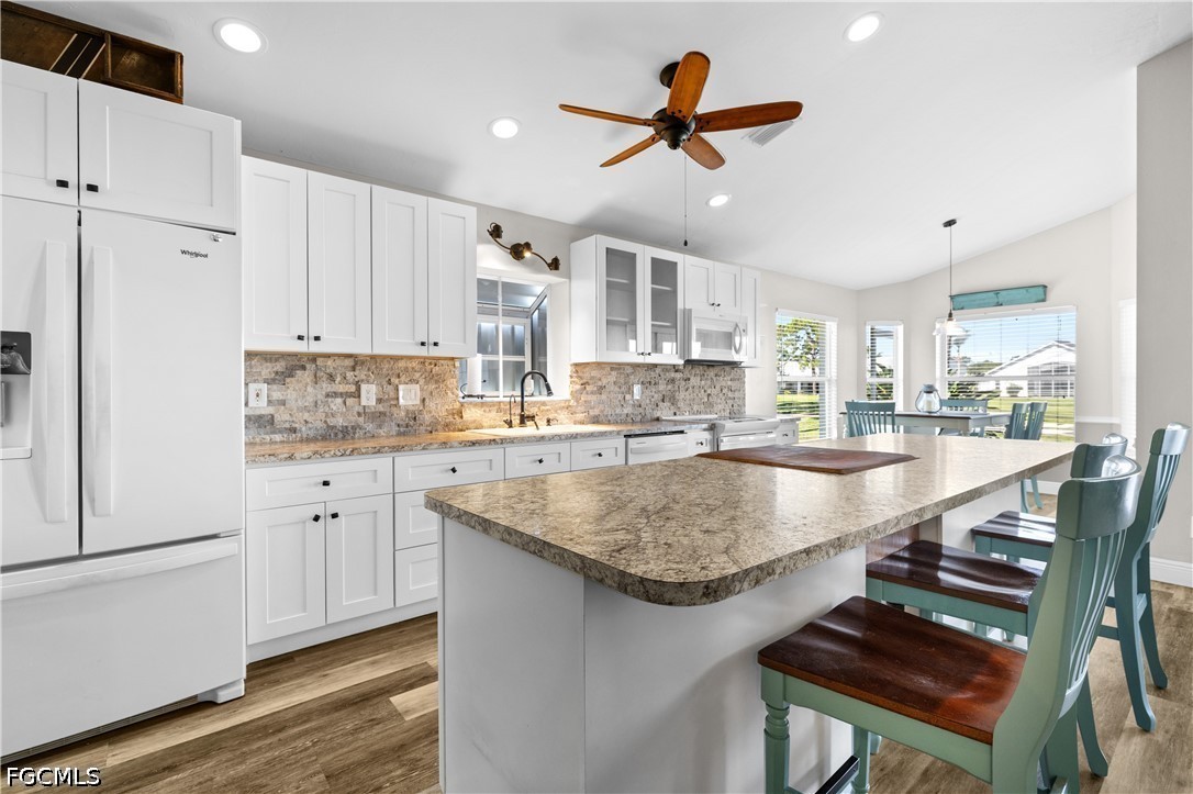 3 Bed Waterfront Home for Sale in North Fort Myers, photo 15