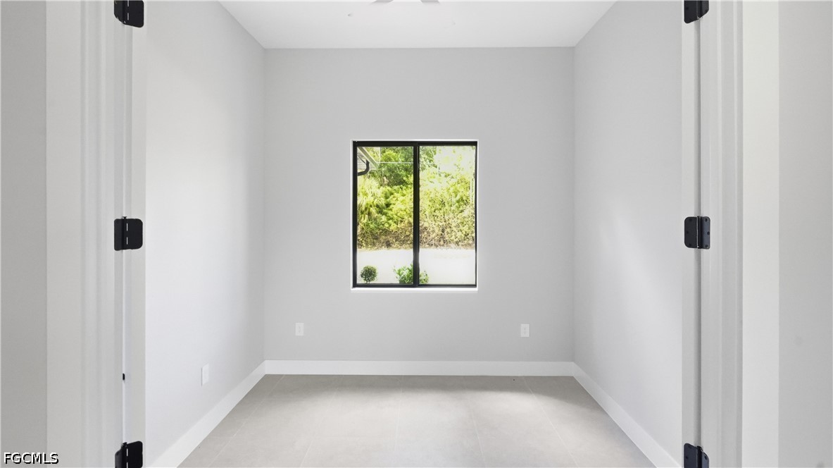 3 Bed SingleFamilyResidence for Sale in Lehigh Acres, FL — photo 15