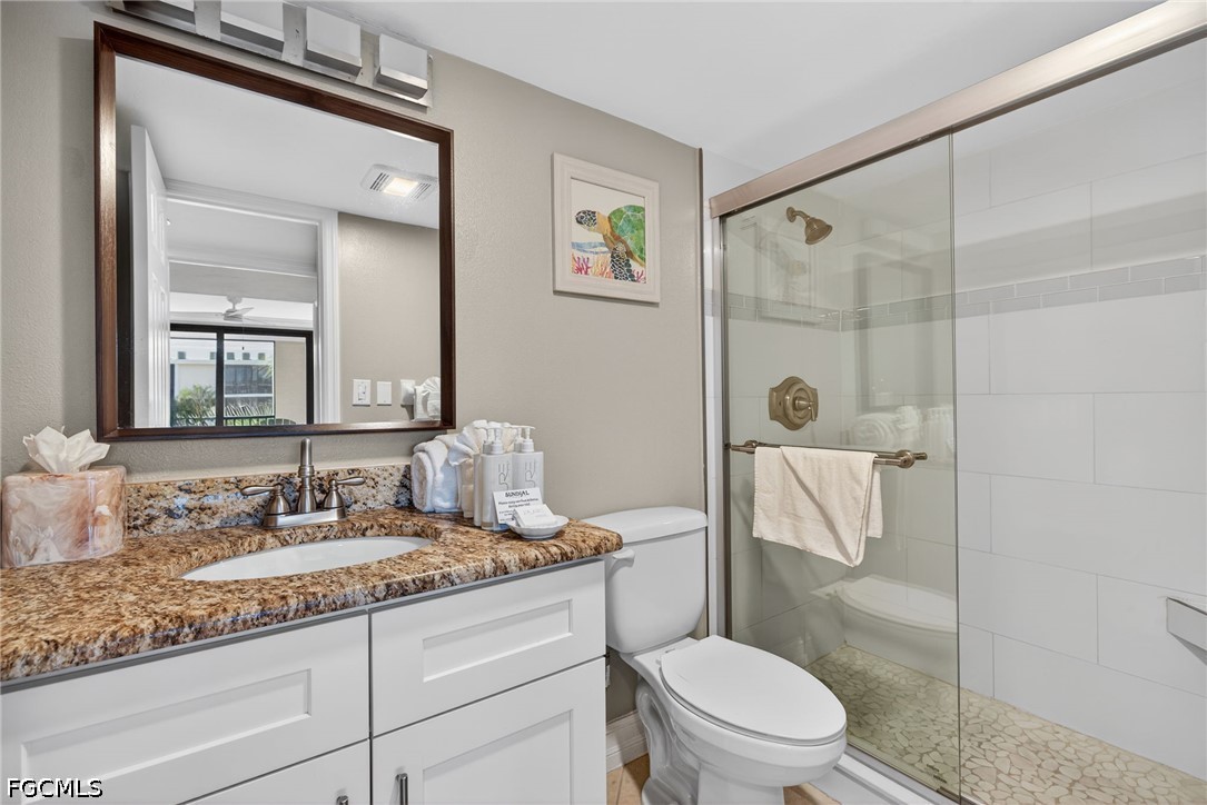 1 Bed Waterfront Home for Sale in Sanibel, photo 15