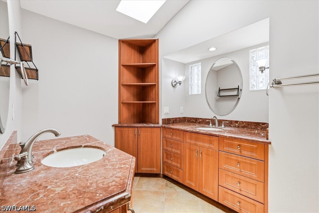 3 Bed Pool Home for Sale in Moon Lake, photo 15