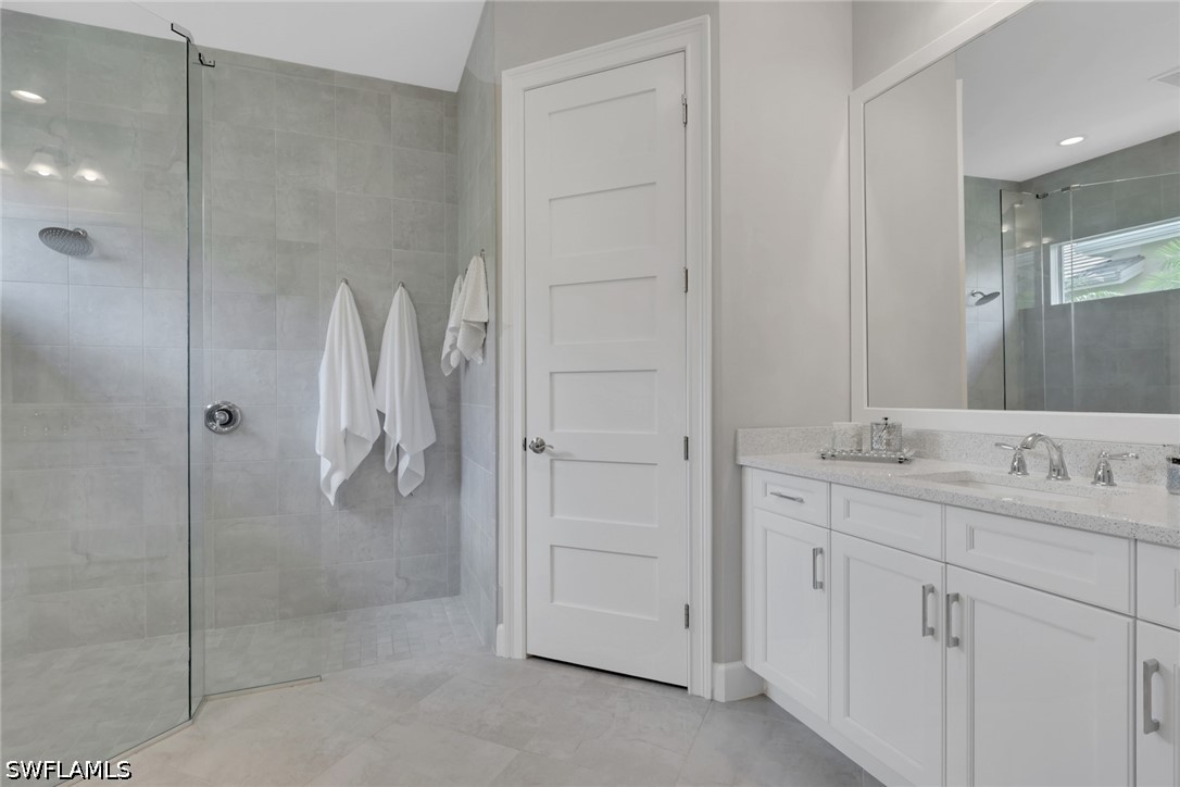 3 Bed Pool Home for Sale in Naples, photo 15