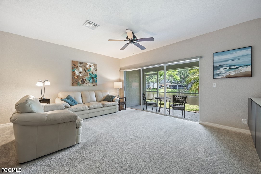 2 Bed Waterfront Home for Sale in Fort Myers, photo 15