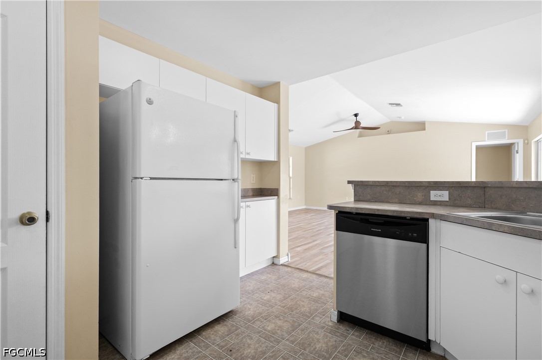 3 Bed SingleFamilyResidence for Sale in Cape Coral, FL — photo 15