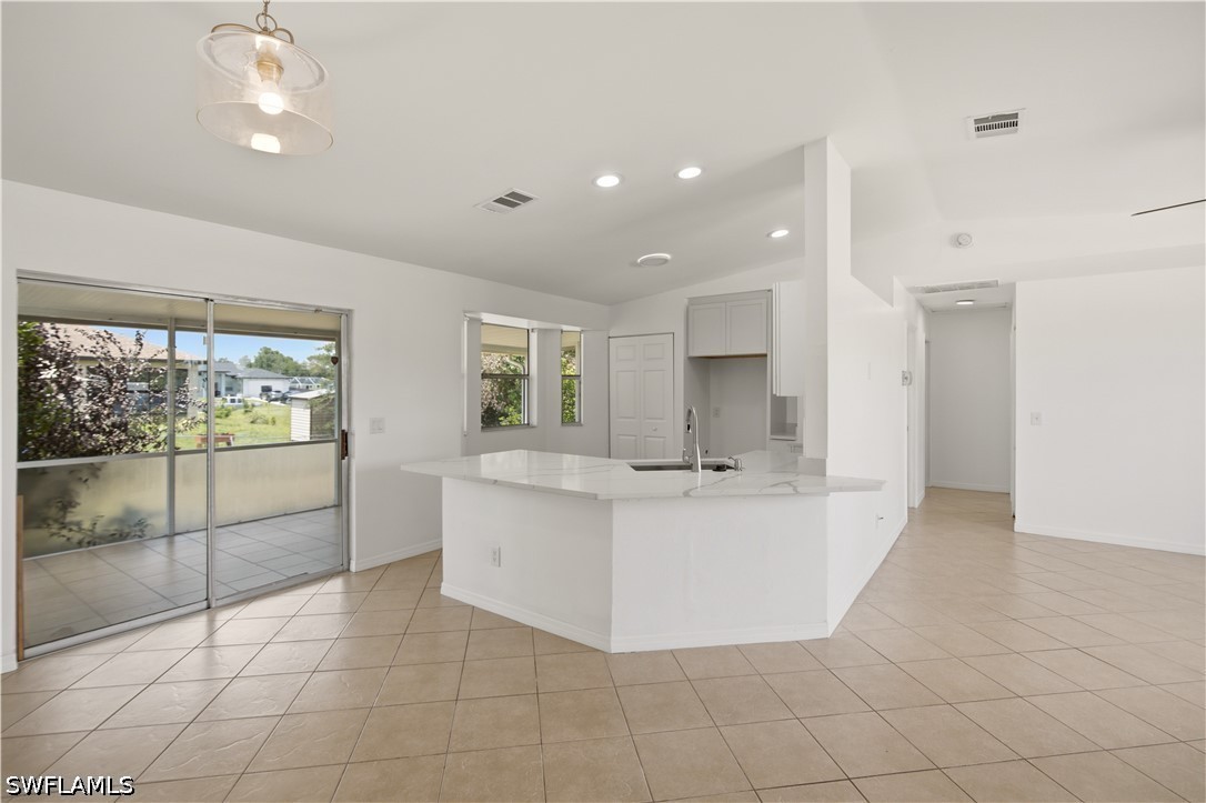 3 Bed SingleFamilyResidence for Sale in Lehigh Acres, photo 15