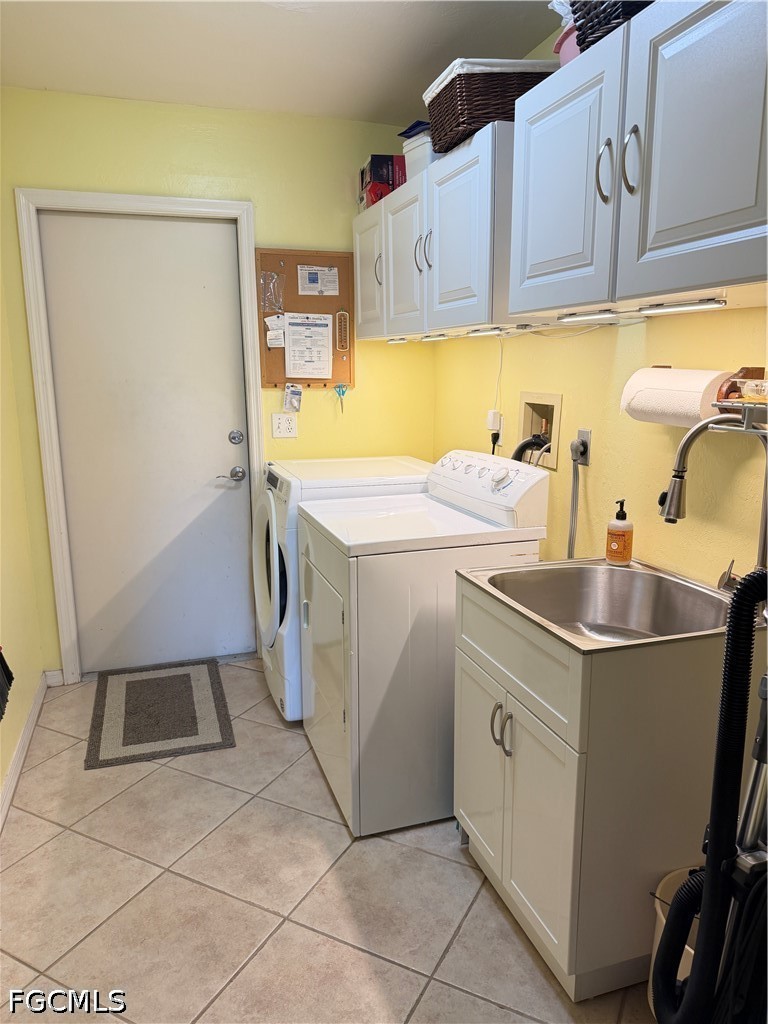 2 Bed SingleFamilyResidence for Sale in North Fort Myers, photo 15