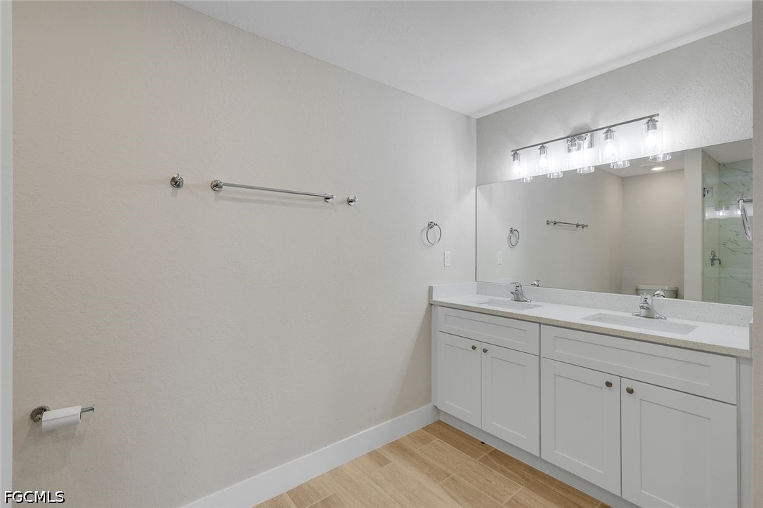 4 Bed SingleFamilyResidence for Sale in Cape Coral, photo 15