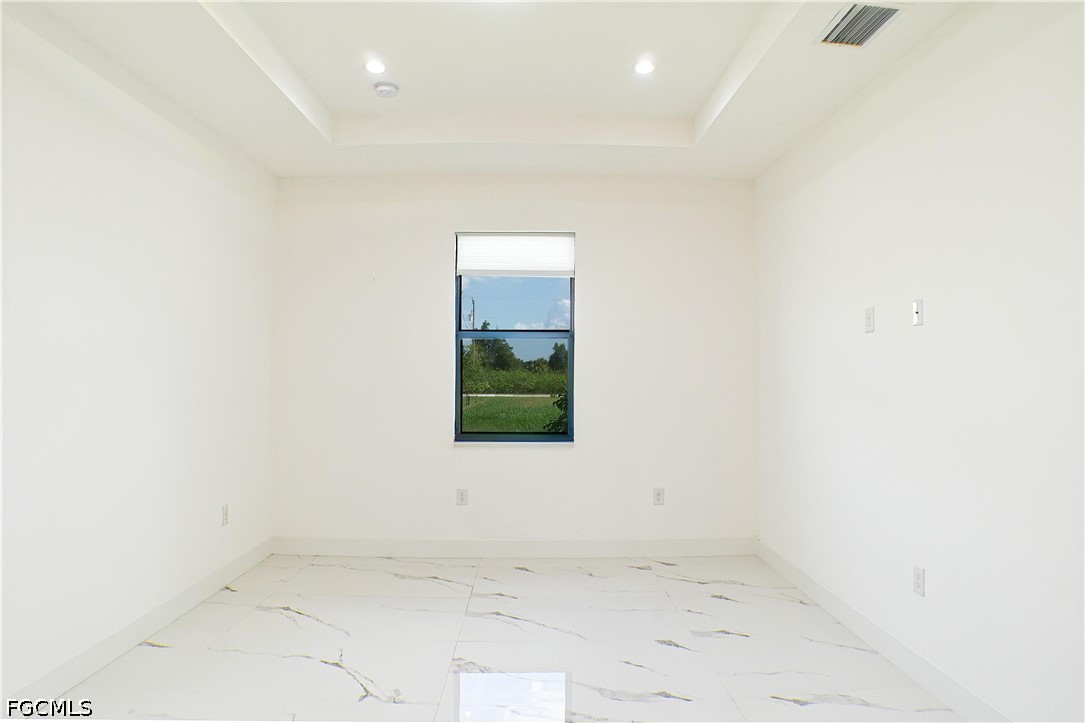 3 Bed SingleFamilyResidence for Sale in Naples, photo 15
