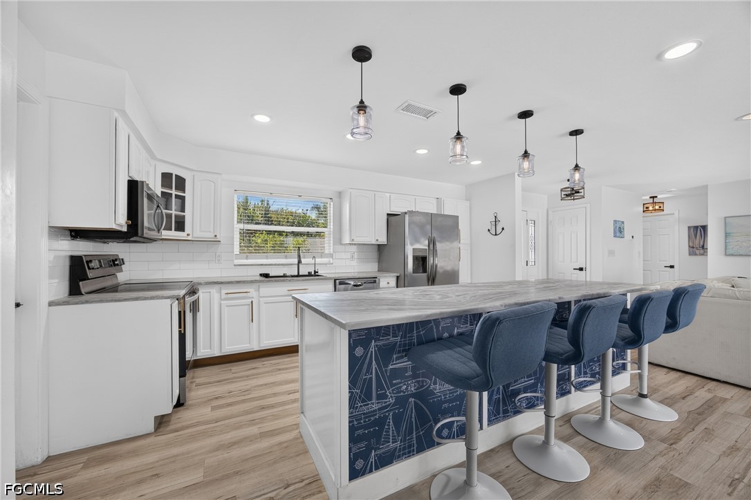 3 Bed Pool Home for Sale in Cape Coral, photo 15