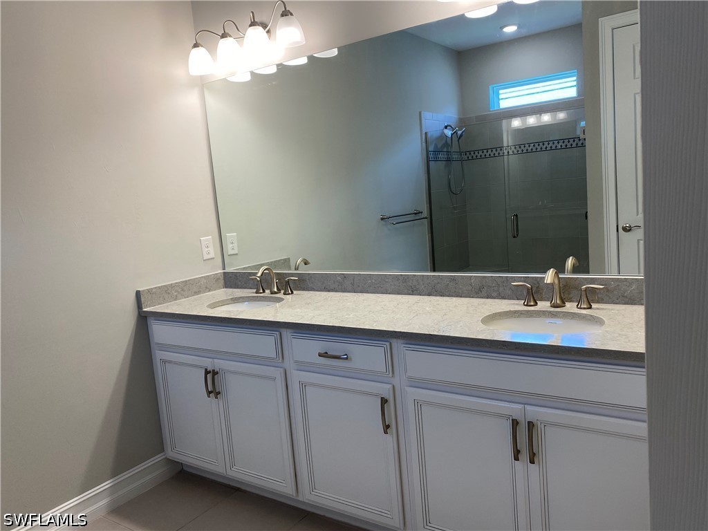 4 Bed SingleFamilyResidence for Sale in Bonita Springs, photo 15