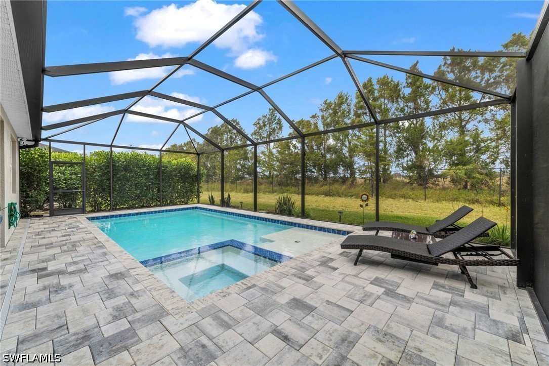3 Bed Pool Home for Sale in Naples, photo 15