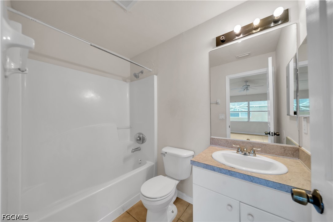 6 Bed Duplex for Sale in Lehigh Acres, photo 15