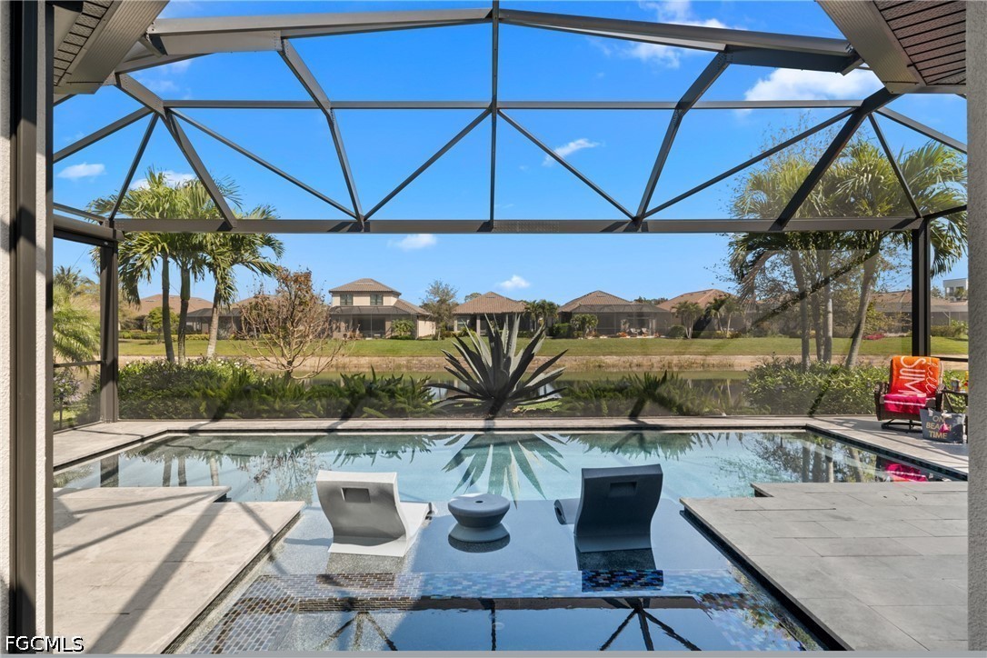 3 Bed Pool Home for Sale in Esplanade, photo 15