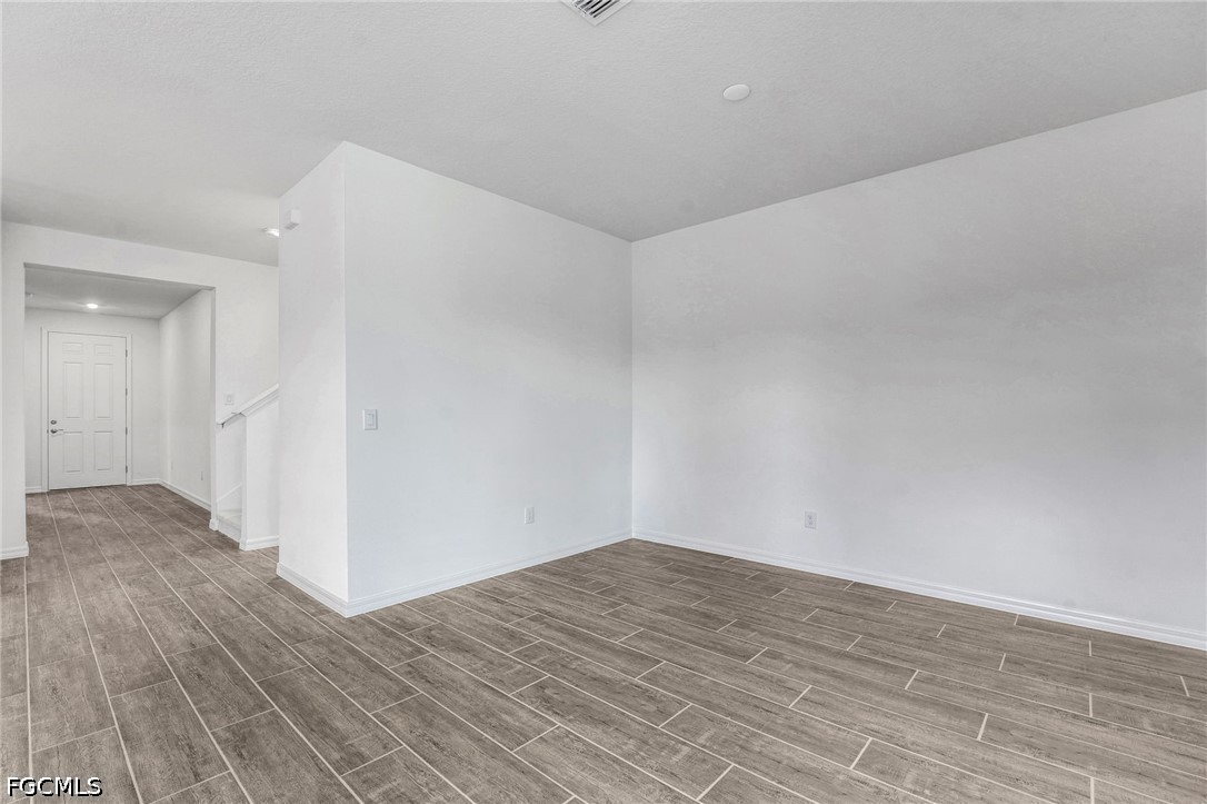4 Bed SingleFamilyResidence for Sale in Turnleaf, photo 15