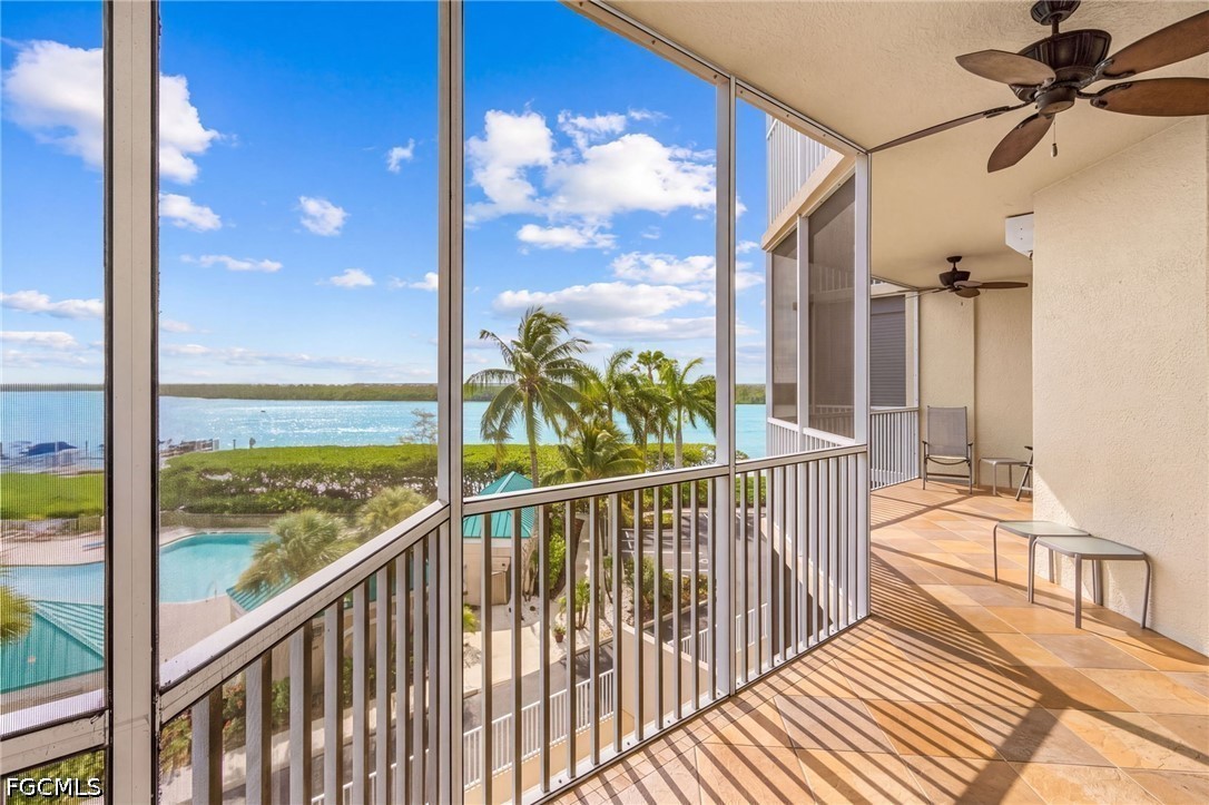 3 Bed Waterfront Home for Sale in Waterside At Bay Beach, FL — photo 15