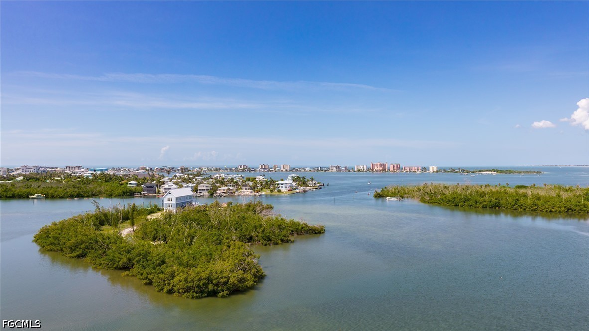 2 Bed Waterfront Home for Sale in Boardwalk Caper, photo 15