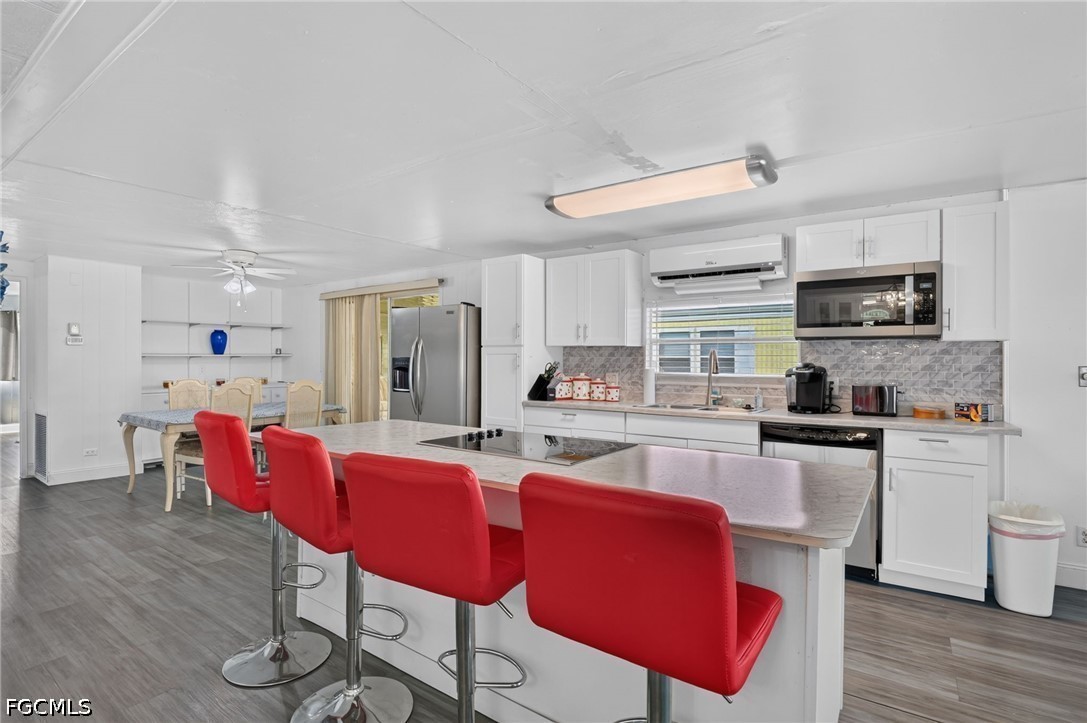 2 Bed ManufacturedHome for Sale in Old Bridge Village, FL — photo 15