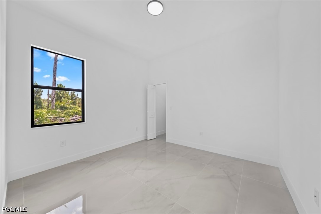 3 Bed SingleFamilyResidence for Sale in Lehigh Acres, FL — photo 15