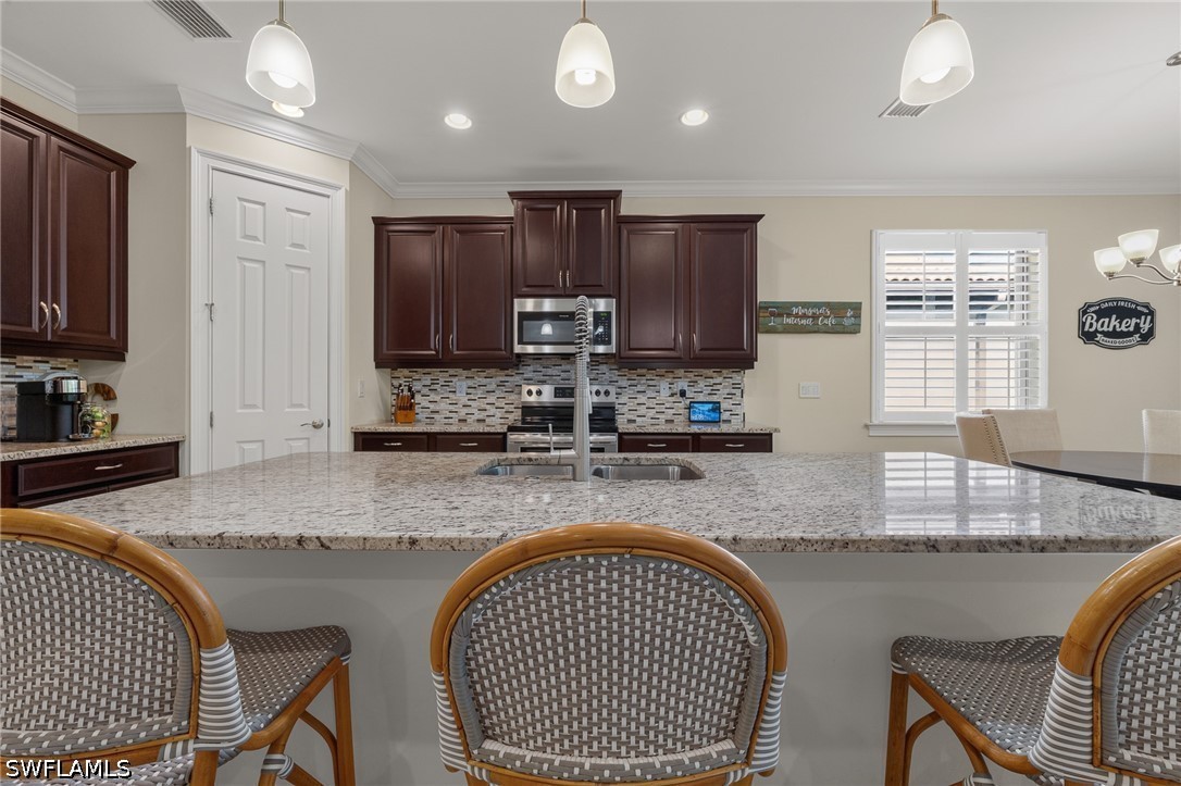 3 Bed SingleFamilyResidence for Sale in Naples, FL, $650,000 — photo 15