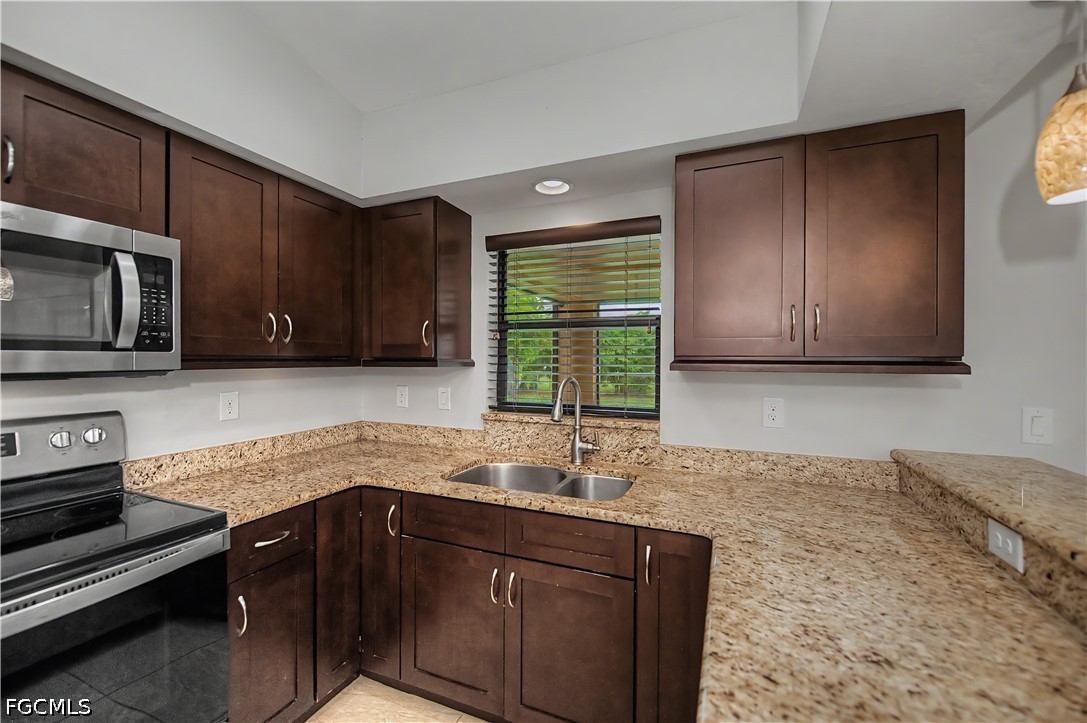 3 Bed SingleFamilyResidence for Sale in Cape Coral, FL — photo 15