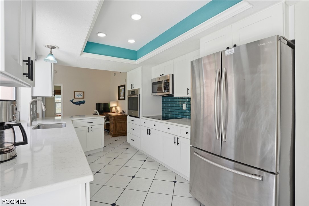 3 Bed Pool Home for Sale in Cape Coral, photo 15