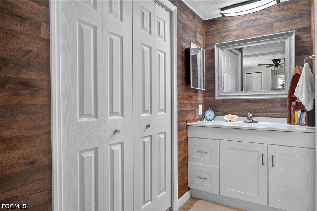 2 Bed ManufacturedHome for Sale in North Fort Myers, FL — photo 15
