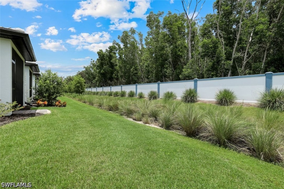 3 Bed Attached for Sale in Solis Grande, FL, $2,800 — photo 15