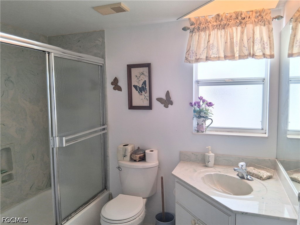 2 Bed Condominium for Sale in Lehigh Acres, FL, $129,900 — photo 15