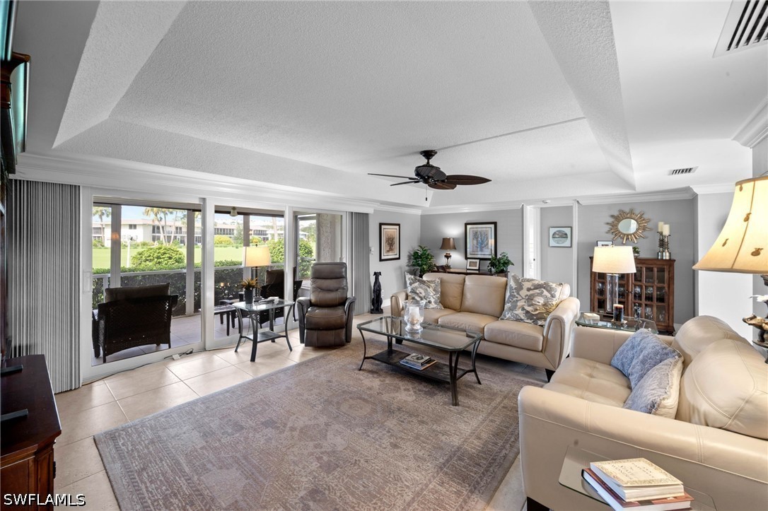 2 Bed Condominium for Sale in Naples, FL, $335,000 — photo 15