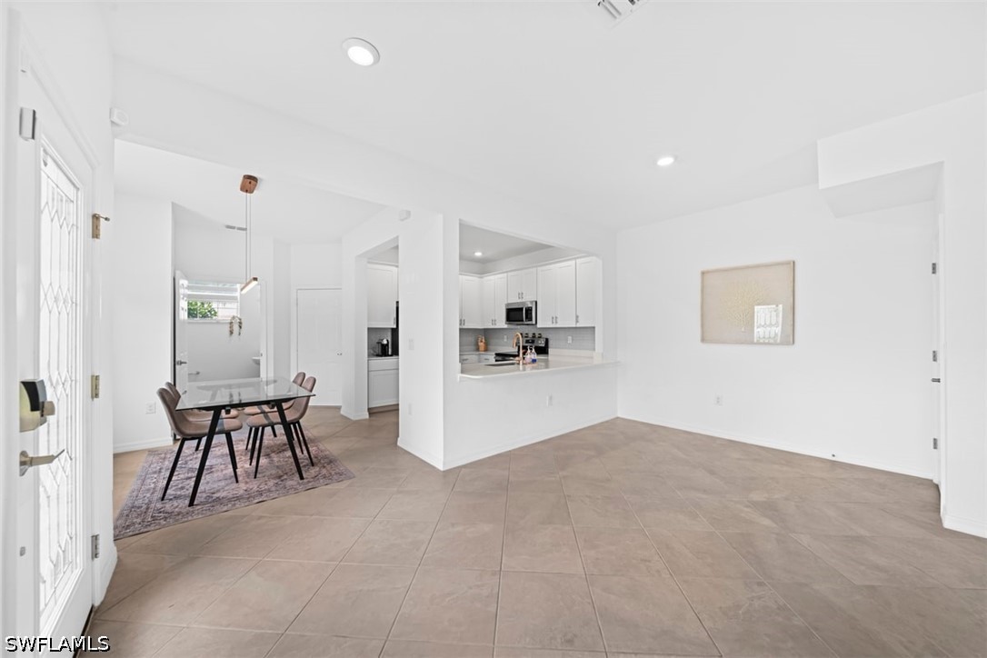 3 Bed Townhouse for Sale in Naples, FL, $379,900 — photo 15