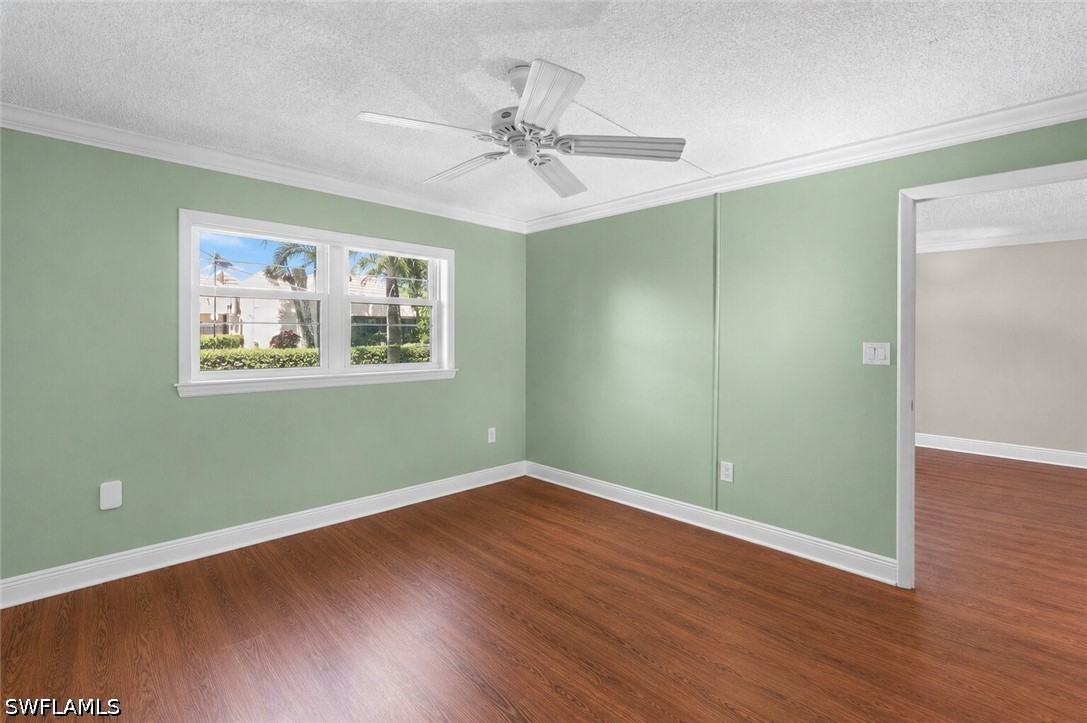 2 Bed Condominium for Sale in Naples, FL, $186,900 — photo 15