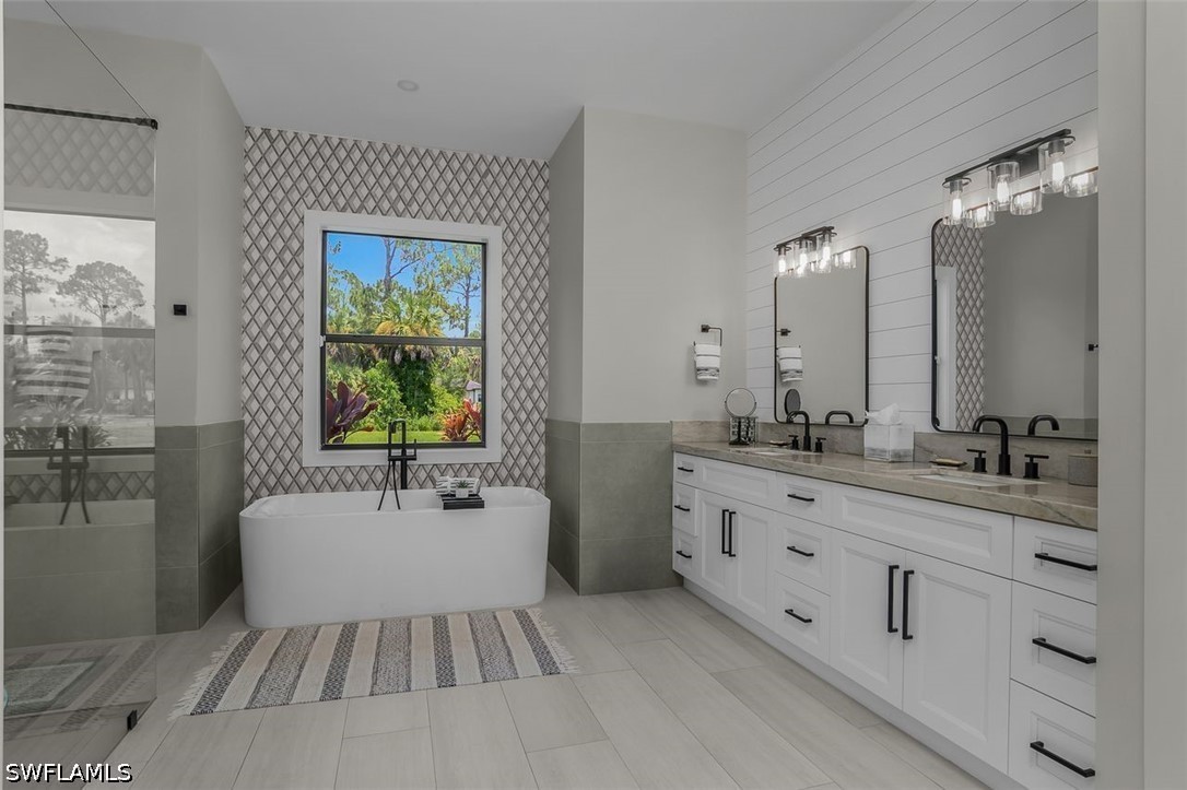 4 Bed SingleFamilyResidence for Sale in Naples, FL, $879,000 — photo 15
