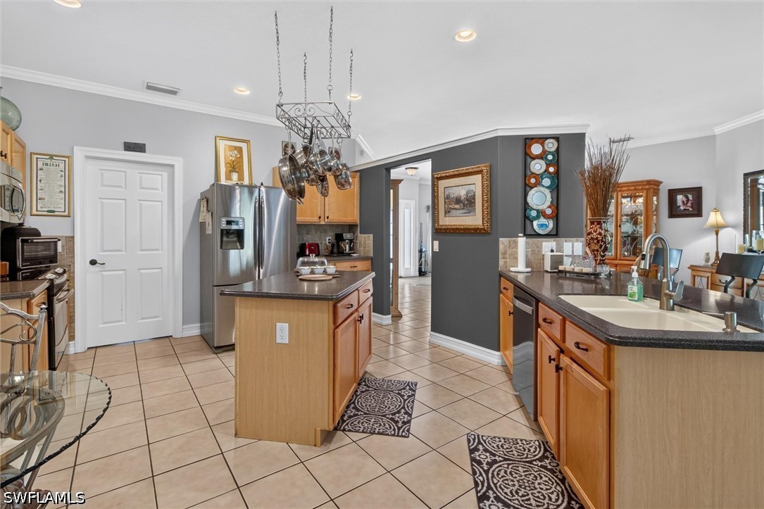 3 Bed SingleFamilyResidence for Sale in Naples, FL, $615,990 — photo 15
