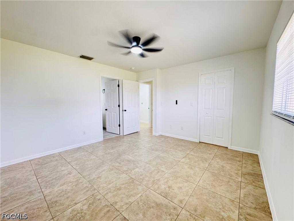 3 Bed SingleFamilyResidence for Sale in Mirror Lakes, FL — photo 15