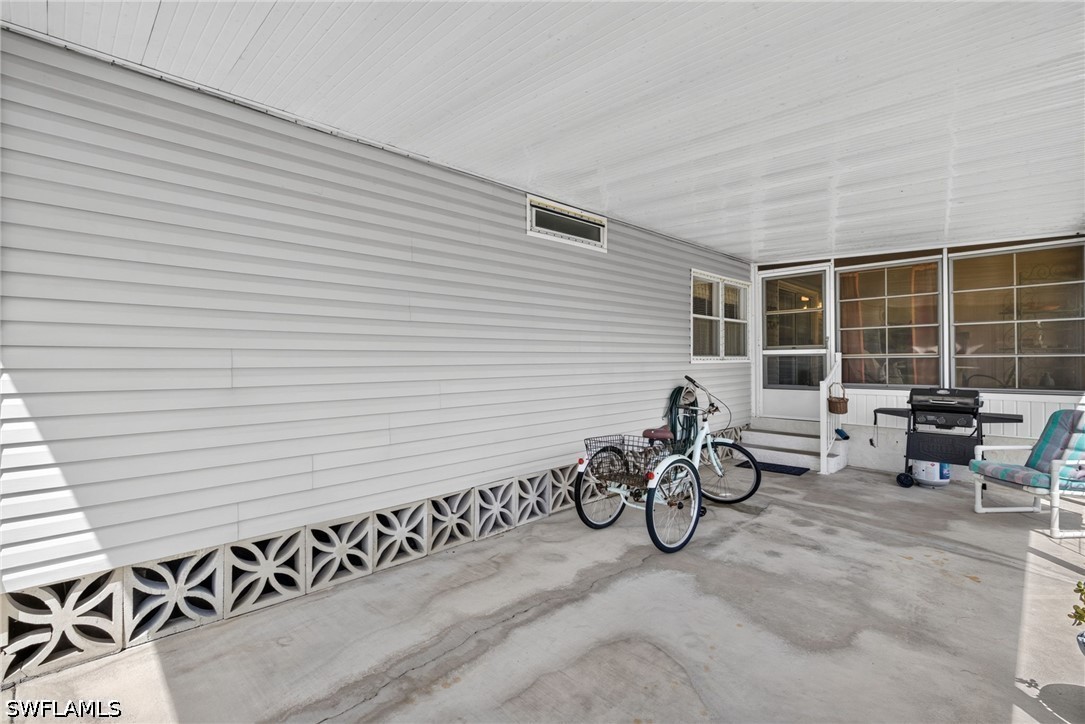 2 Bed ManufacturedHome for Sale in Bonita Springs, FL — photo 15