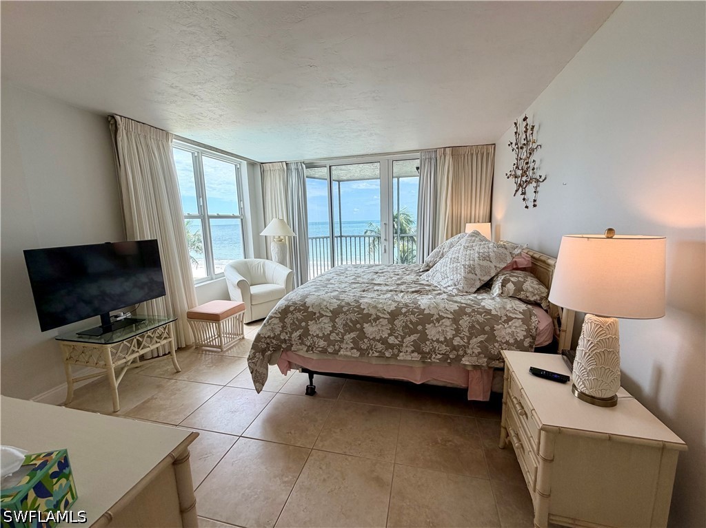 2 Bed Waterfront Home for Sale in Naples, FL, $13,500 — photo 15