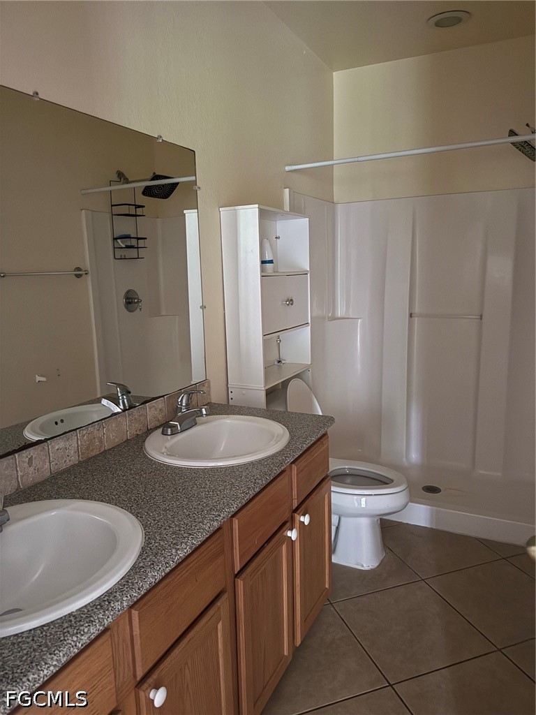 3 Bed SingleFamilyResidence for Sale in Lehigh Acres, photo 15