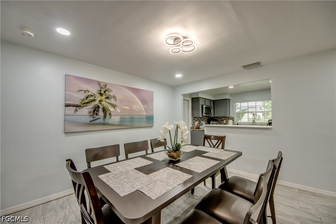 3 Bed Pool Home for Sale in Cape Coral, photo 15
