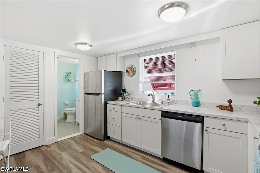 2 Bed SingleFamilyResidence for Sale in Gulf Heights, FL — photo 15