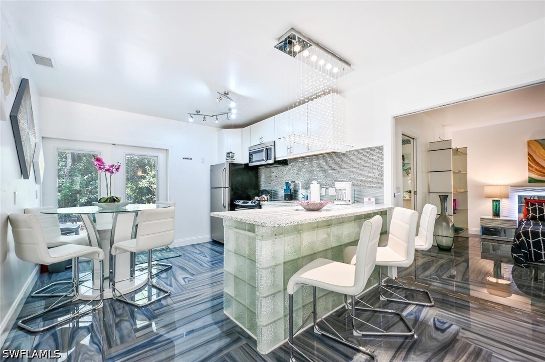 3 Bed SingleFamilyResidence for Sale in Naples, FL, $5,500 — photo 15