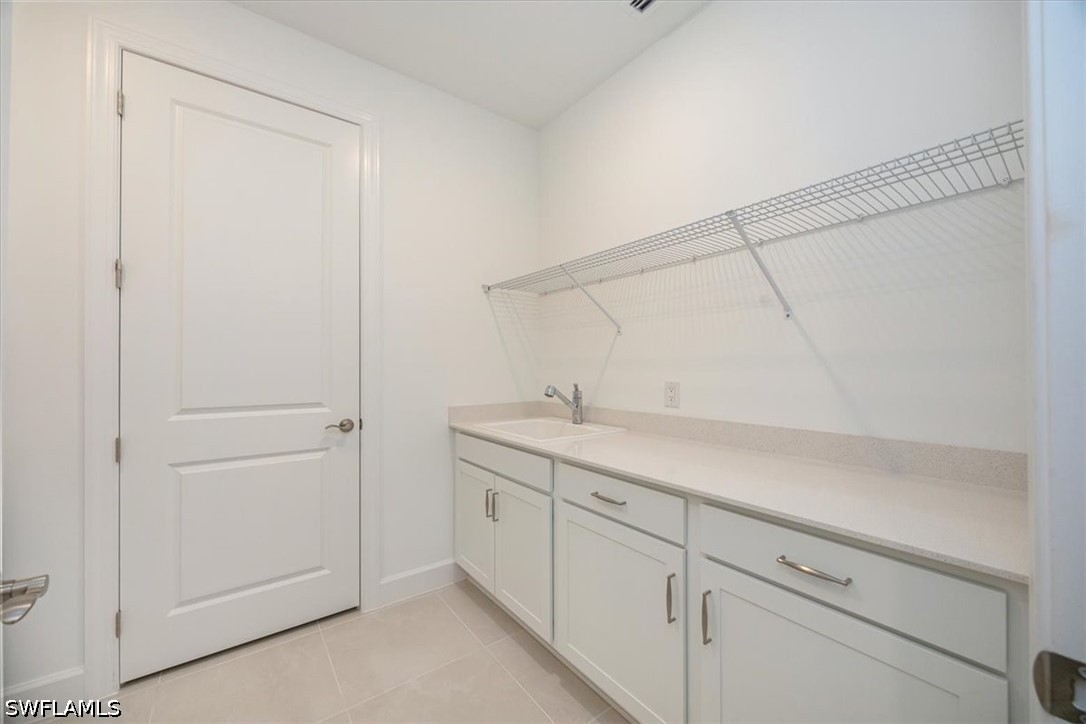 3 Bed SingleFamilyResidence for Sale in Naples, FL, $670,000 — photo 15