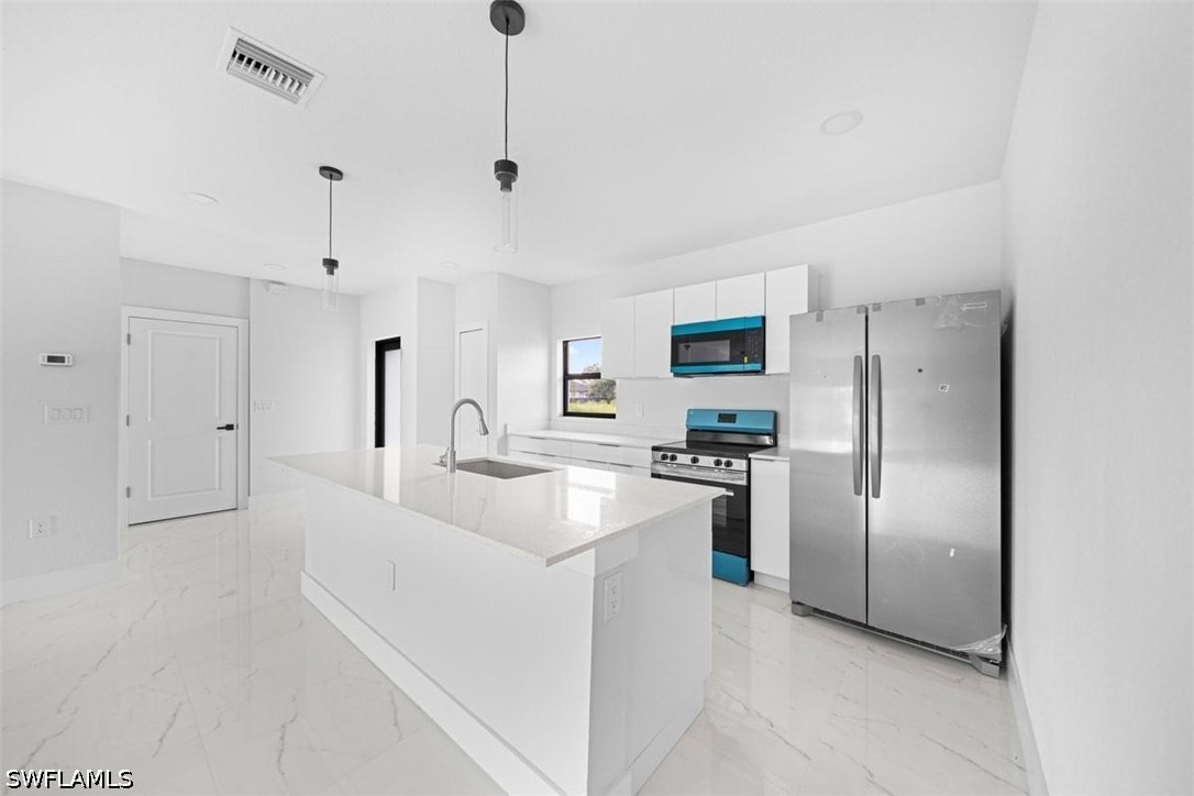 3 Bed SingleFamilyResidence for Sale in Lehigh Acres, FL — photo 15