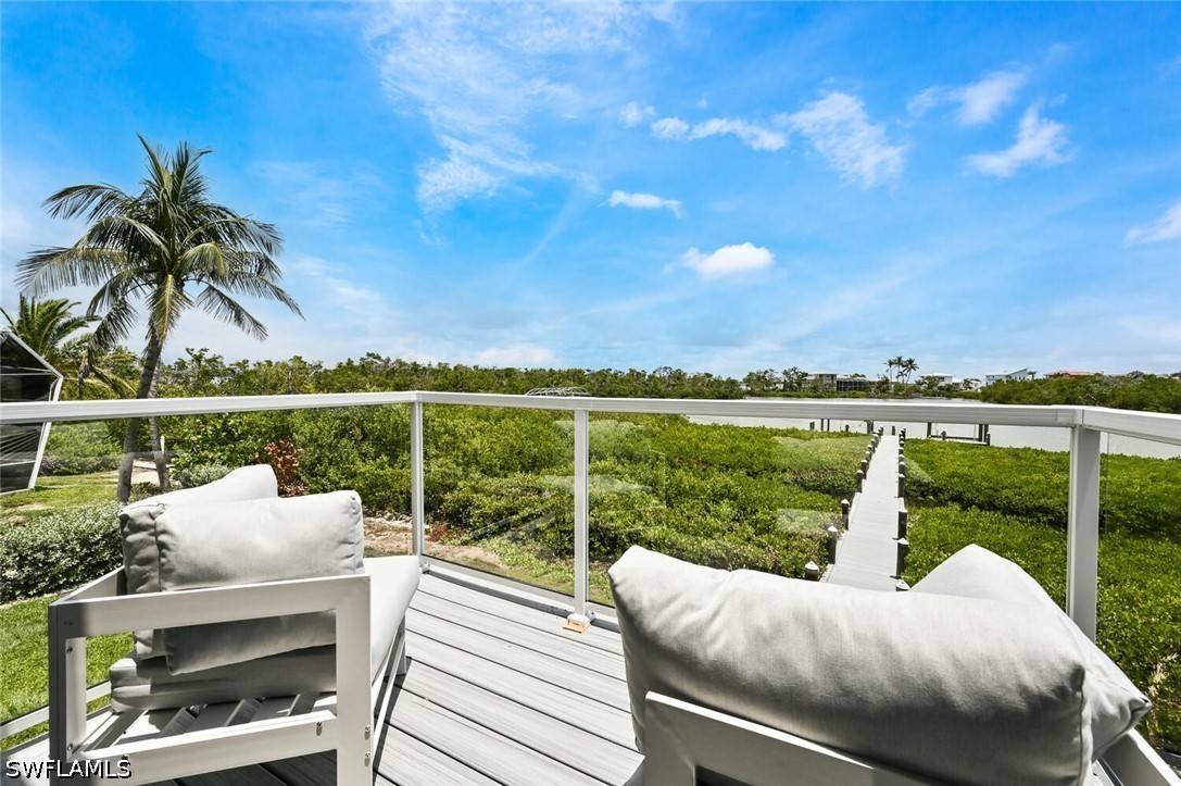 2 Bed Waterfront Home for Sale in Indian Bayou Subd, FL — photo 15