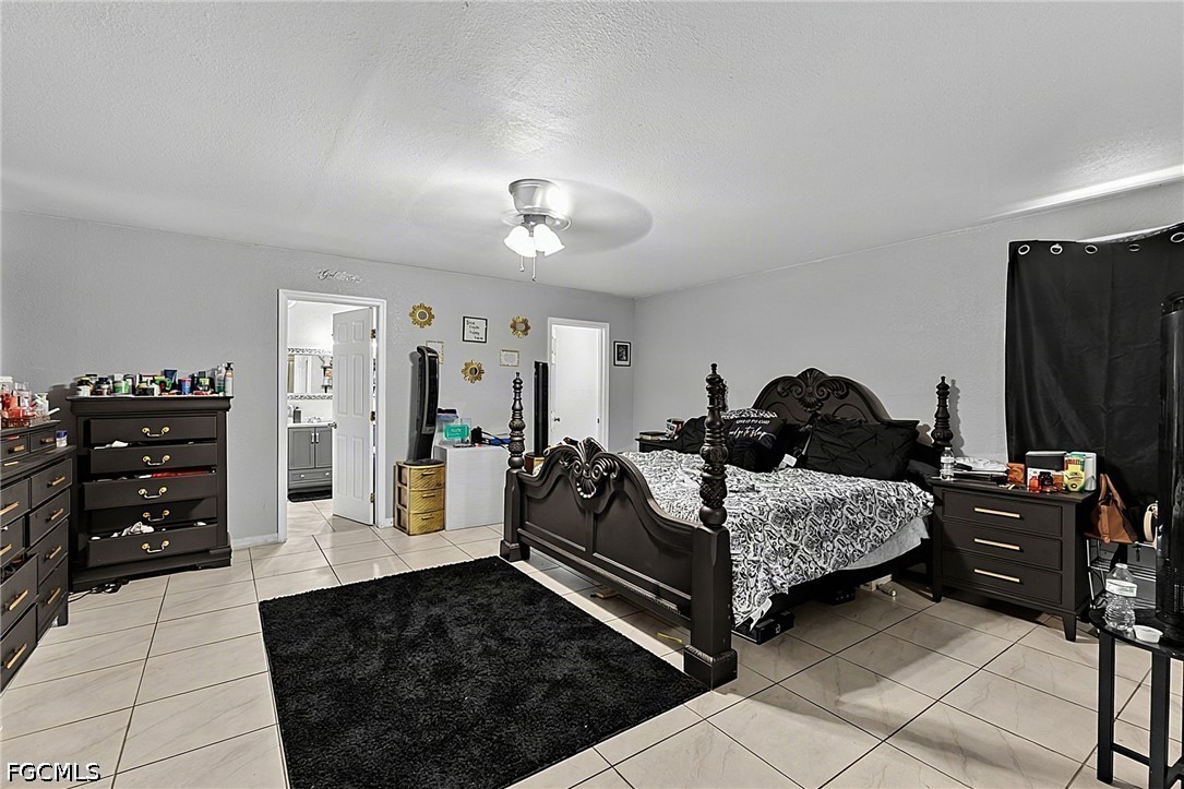 4 Bed SingleFamilyResidence for Sale in Rainbow Groves, photo 15