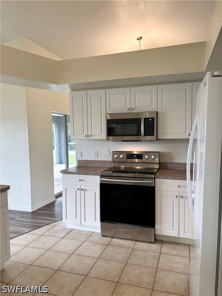3 Bed SingleFamilyResidence for Sale in Buckingham, FL — photo 15