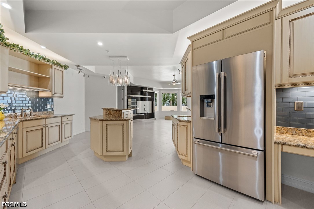 4 Bed Waterfront Home for Sale in Fort Myers, photo 15