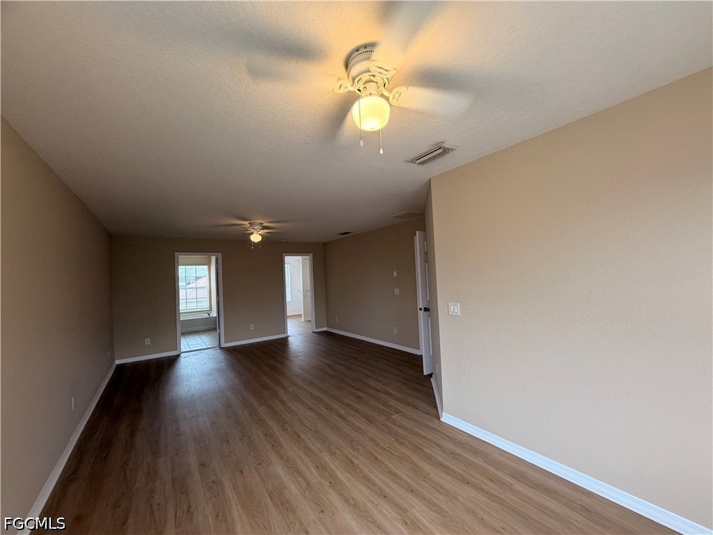 4 Bed SingleFamilyResidence for Sale in Sherwood, FL, $2,195 — photo 15