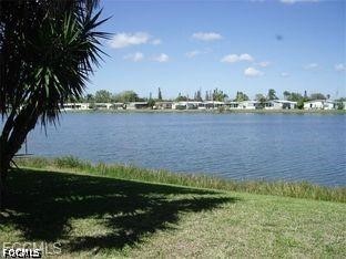 2 Bed ManufacturedHome for Sale in North Fort Myers, FL — photo 15