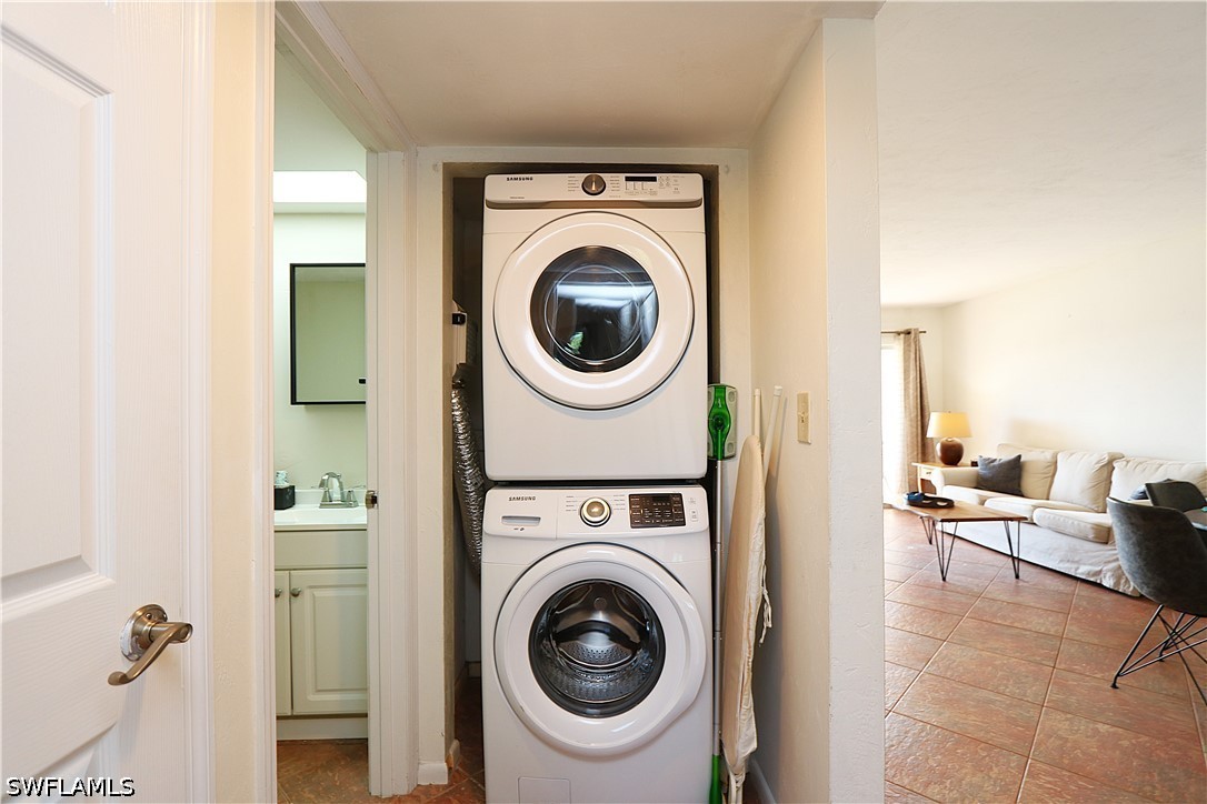 2 Bed Waterfront Home for Sale in Naples, FL, $1,650 — photo 15