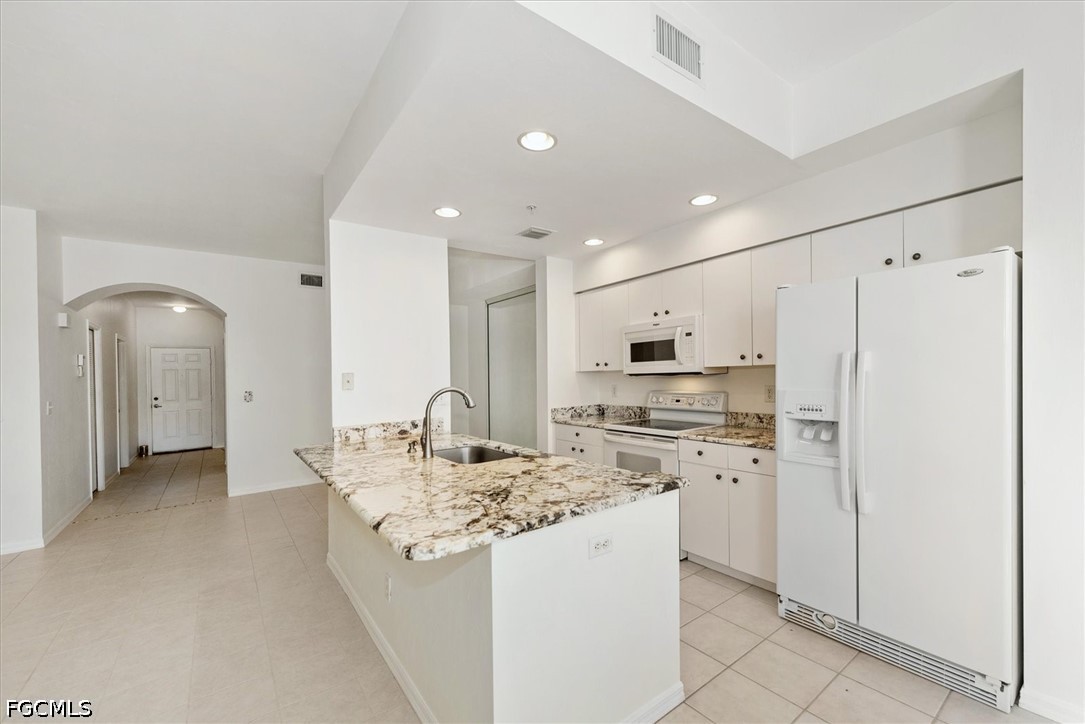2 Bed Waterfront Home for Sale in Terrace Ii, FL, $200,000 — photo 15