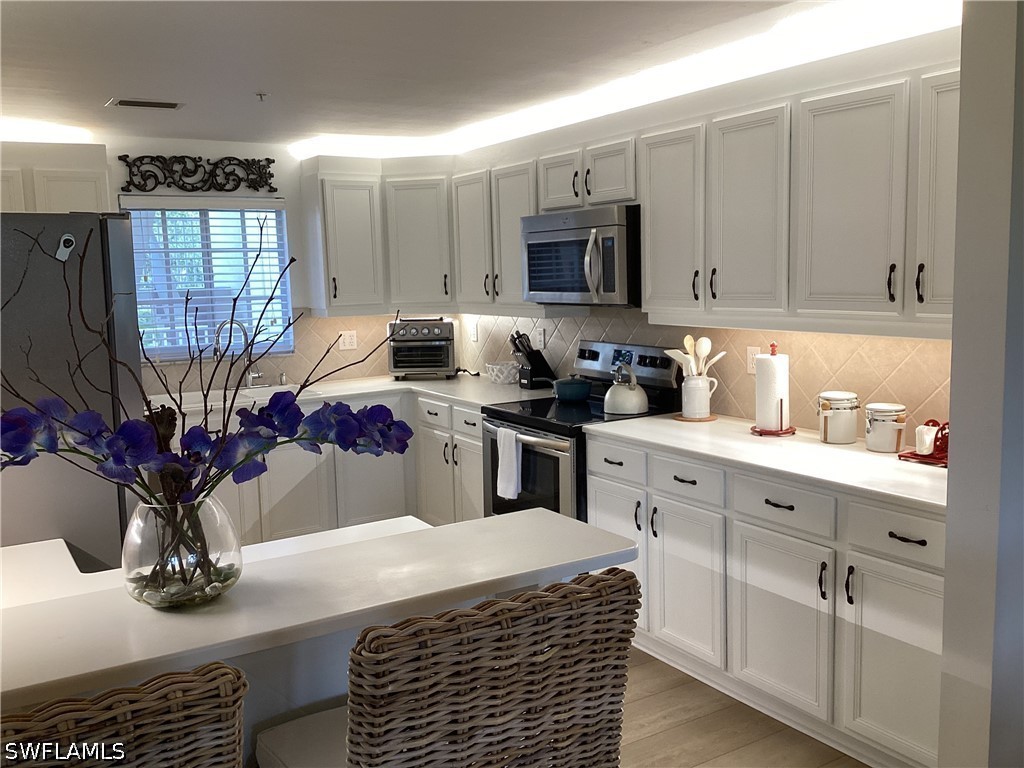 2 Bed Condominium for Sale in Naples, FL, $299,900 — photo 15